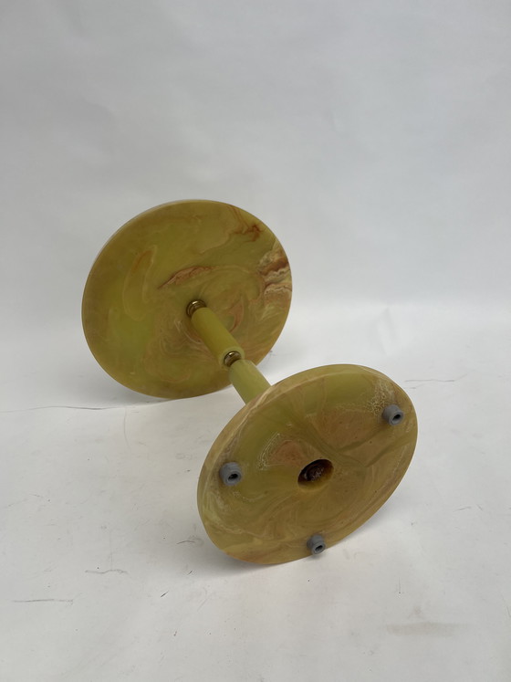 Image 1 of table d'appoint vintage en onyx