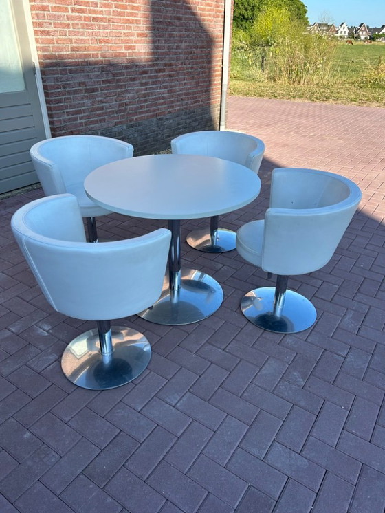 Image 1 of Set di design COR con 4 sedie e tavolo