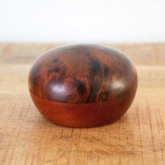 Image 1 of Kleine runde Holzbox, handgefertigt aus Thuja- oder Olivenholz