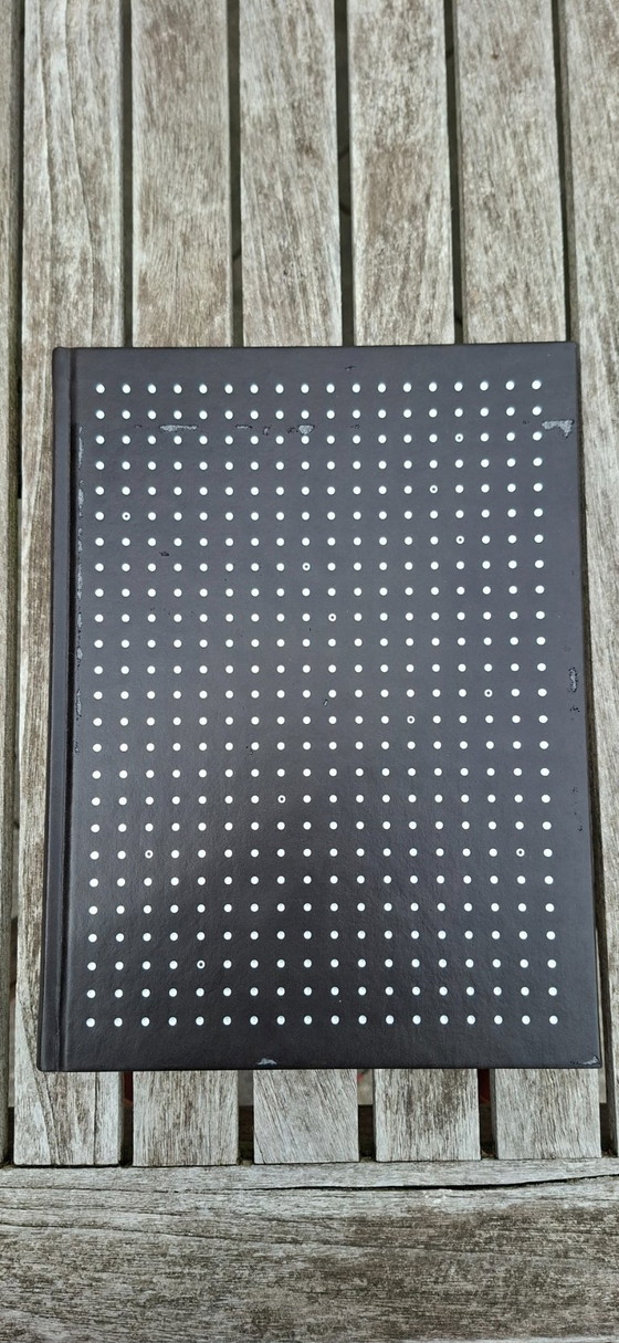 Image 1 of Mercedes-Benz books & brochures – rare collection