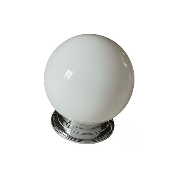Plafonnier ou applique globe en verre opaline blanc 20 cm rosace de fixation en métal chromé – Glass (photo 7 of 7)