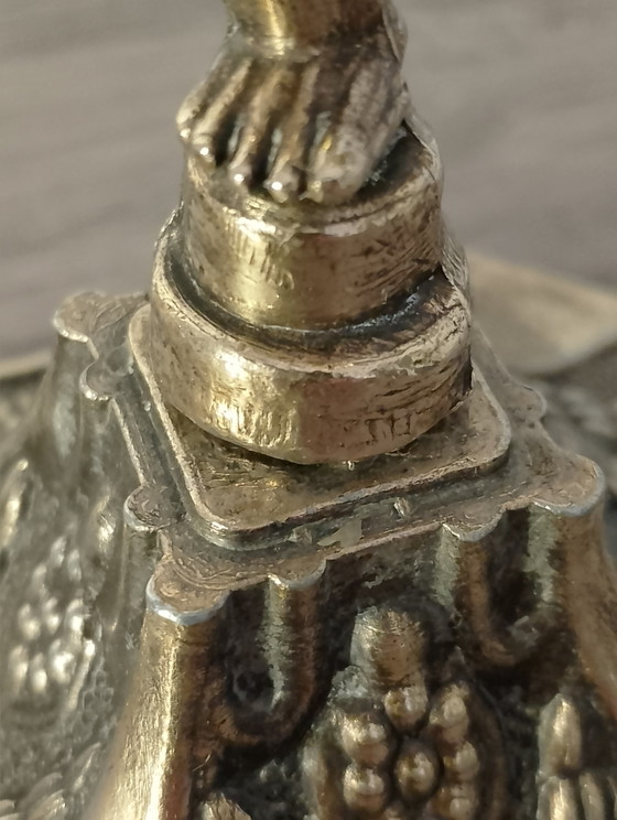 Image 1 of Paar bronzen kandelaars met putti, Franse kunst, Lodewijk XVI-stijl, 19e eeuw