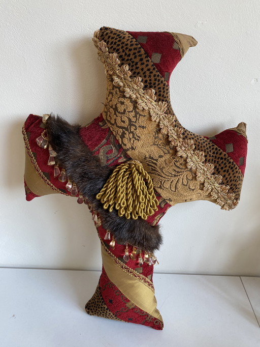 Religieus kussen kruisvorm