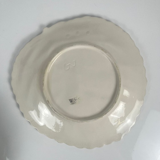 Image 1 of Ciotola/scolapiatti in ceramica a forma di foglia e fragola