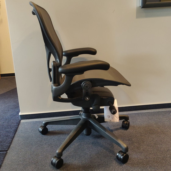 Image 1 of Herman Miller Aeron B office chair