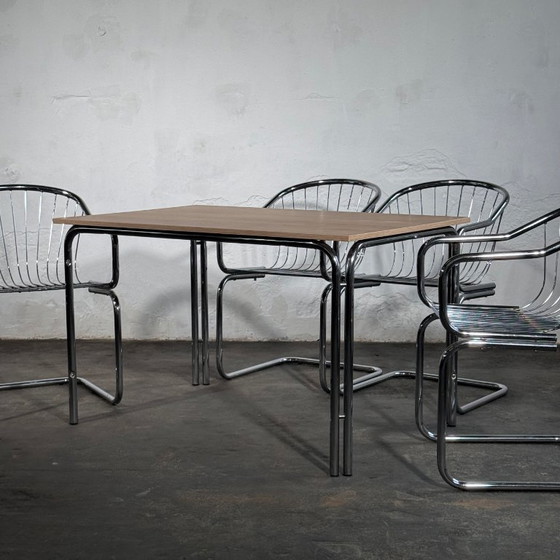 Image 1 of Set aus 4 Freischwinger-Esszimmerstühlen im Stil von Gastone Rinaldi
