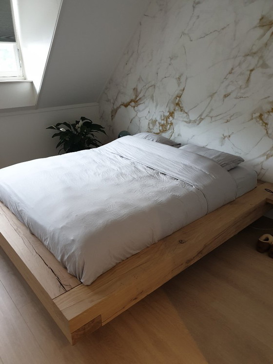 Image 1 of Cama de roble macizo 180x200