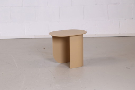 Fést Plateau Sidetable camel by Terhedebrügge
