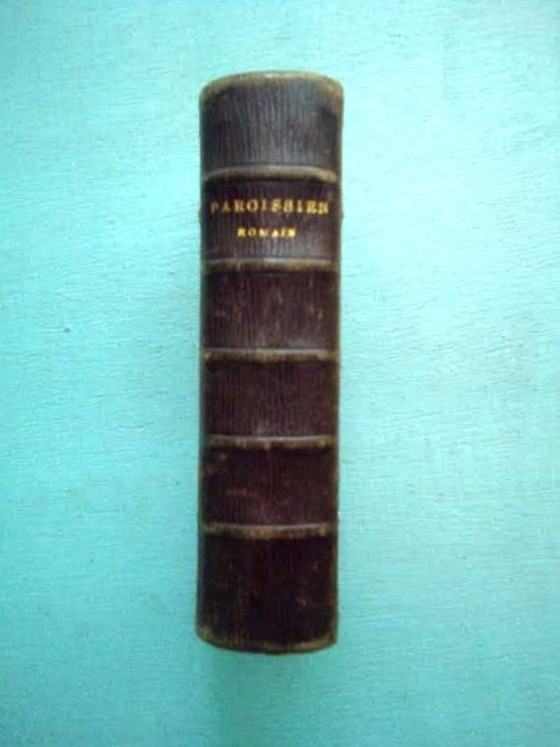 Image 1 of 19e-eeuws Romeins parochiemissaal