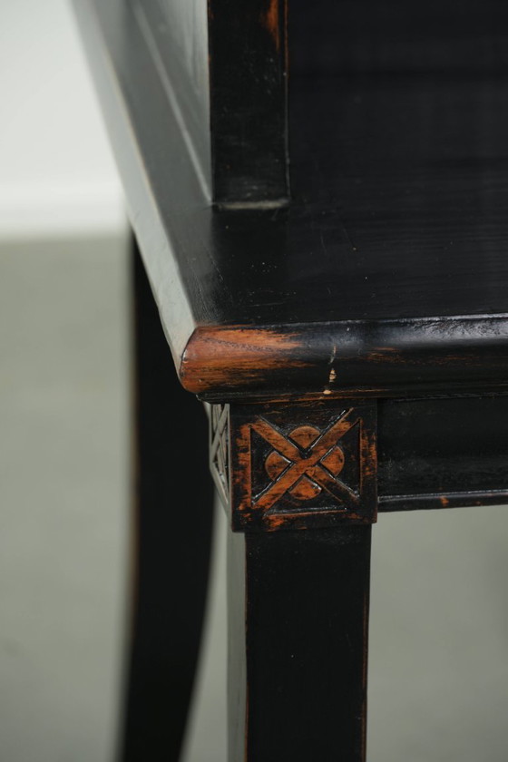 Schwarzer Holzstuhl/Beistellstuhl im chinesischen Stil mit wunderschönen Details und luxuriöser Optik (photo 11 of 14)