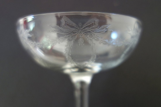 Image 1 of 11 vintage gegraveerde kristallen champagneglazen