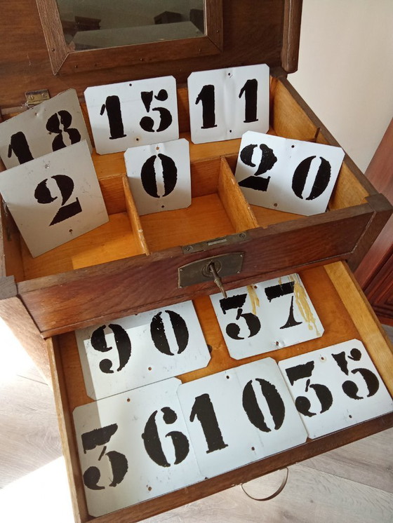 Image 1 of House numbers, Vintage '60-70&80 metal with coating. Patina:yes