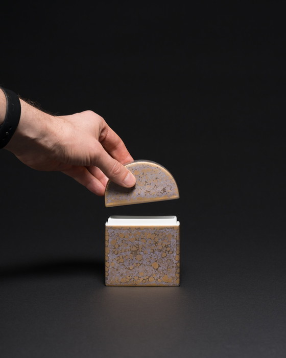 Image 1 of Vase et boîte à couvercle vintage Helmut Drexler Rosenthal en porcelaine allemande Goldfeuer