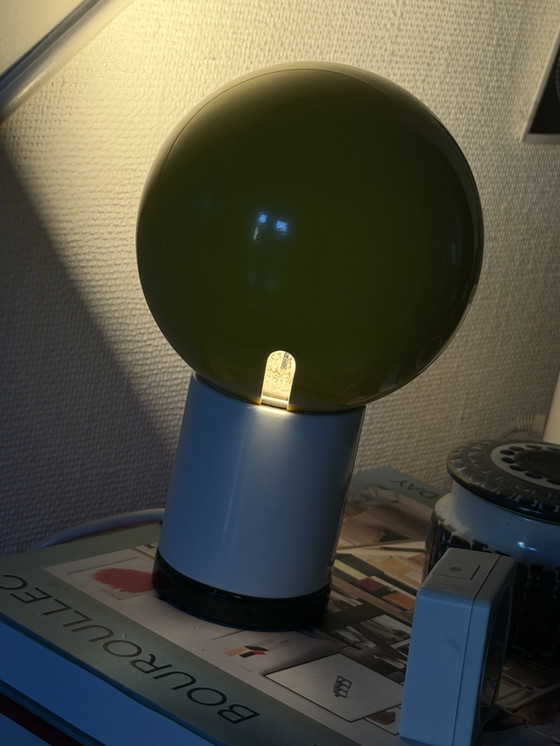 Image 1 of Lámpara de mesa Valenti Toy diseñada por Gaetano Sciolari para Artemide & Flos