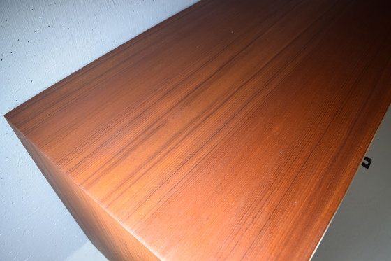 Image 1 of Cassettiera danese in teak, credenza vintage, credenza di metà secolo