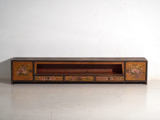 Antiker niedriger Schrank mit bemalten Blumen aus Kiefernholz – China, ca. 1900 – Buffetschränke, Iron (photo 36 of 40)