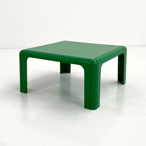 Groene salontafel model 4894 van Gae Aulenti voor Kartell, jaren 70