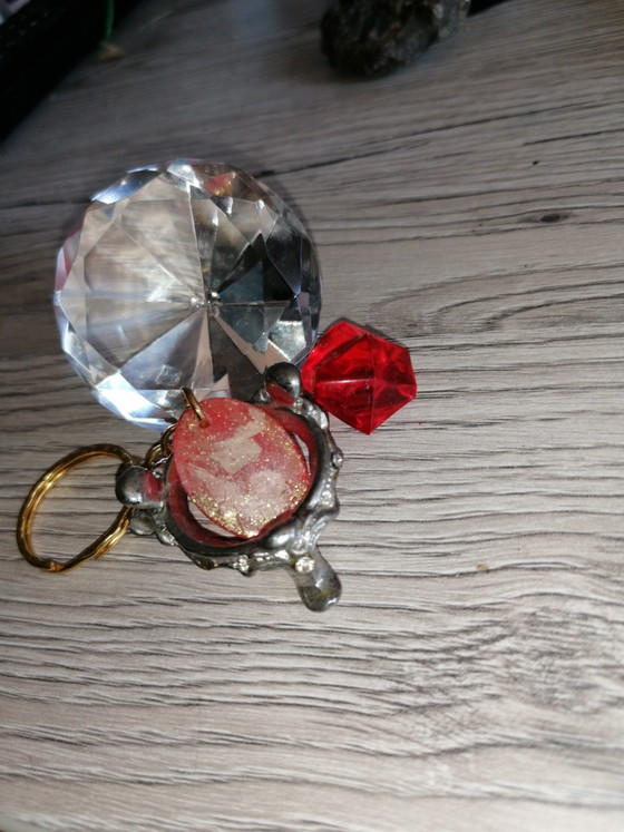 Ciondolo in resina epossidica "fatto a mano" (chiusura color oro) – Selfemade, Decorazione, Metal, Plastic (photo 5 of 6)