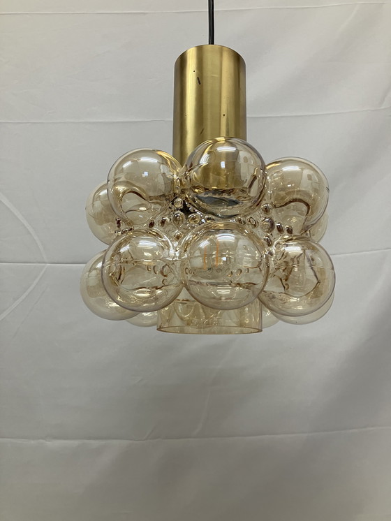 Image 1 of Lampada a sospensione a bolle Helena Tynell color ambra, di Limburg Glashütte