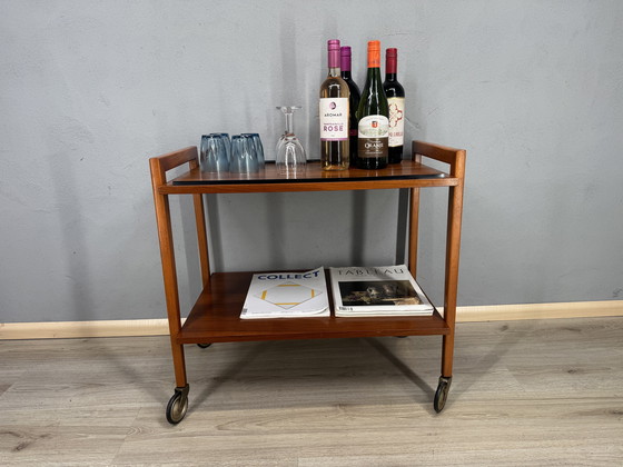 Image 1 of Chariot de service Mid Century Modern | design scandinave | ca. 1960
