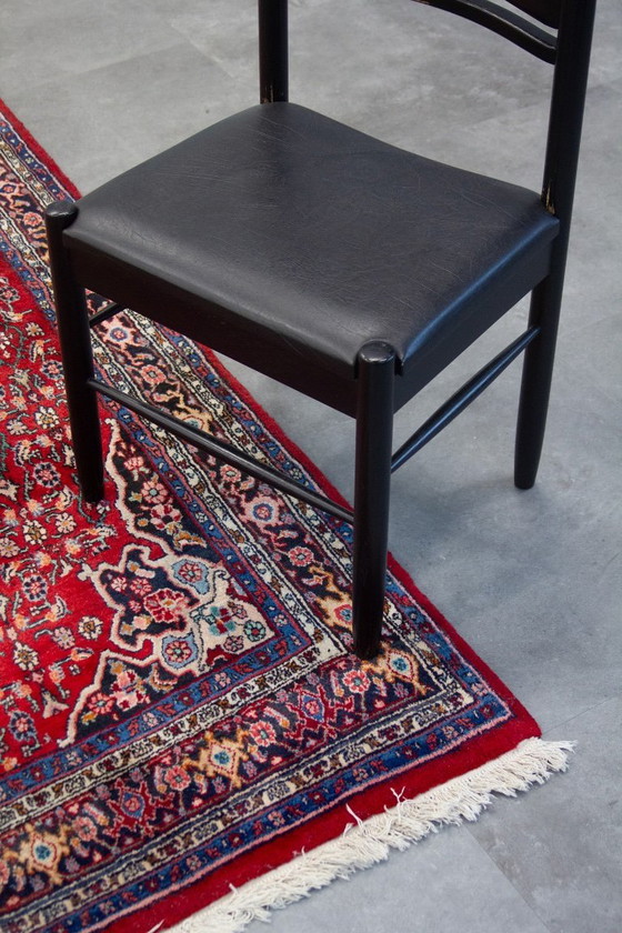 Image 1 of Tapis persan rouge vintage à motifs