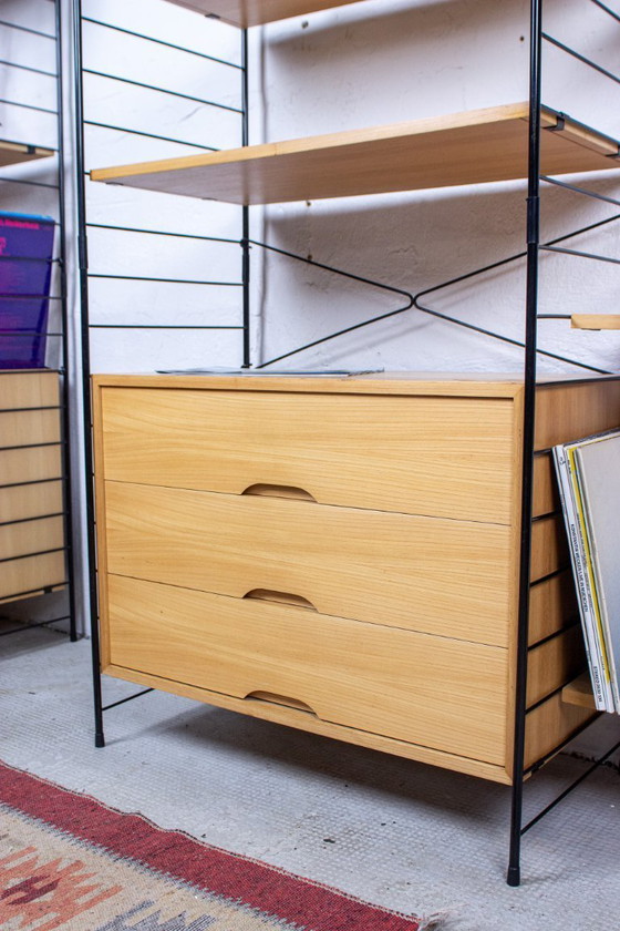 Image 1 of Vintage WHB String boekenkast, dressoir, kast, midden van de 20e eeuw