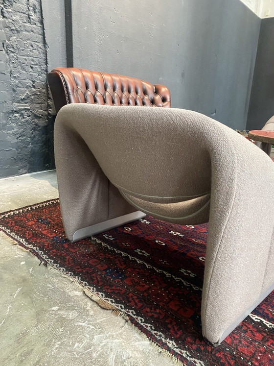 Image 1 of 2x Artifort Groovy armchair
