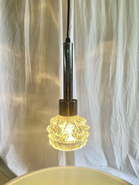 Image 1 of Lampada a sospensione in cromo e vetro stampato, anni '70