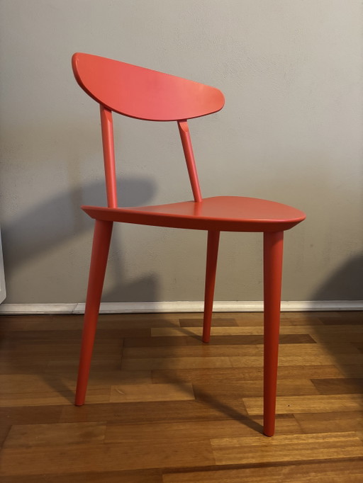 HAY J107 Designstoel – Poul M. Volther – Koraalrood