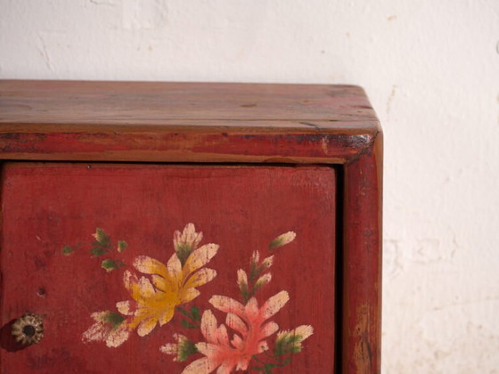 Antiker niedriger Schrank aus Ulmenholz – China, um 1900 – Sideboard, Gold, Iron, Rustic (photo 32 of 40)