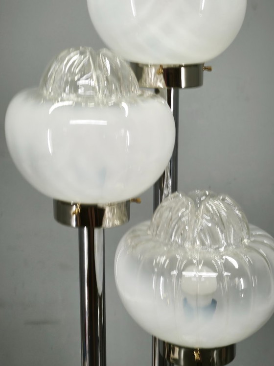 Italienische Stehleuchte aus Murano-Glas, Chrom und Marmor, dreiflammig, 1970er Jahre – Stehleuchten, Marble (photo 10 of 15)