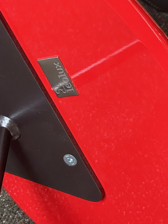 Image 1 of Leolux Liliom Lippz side table