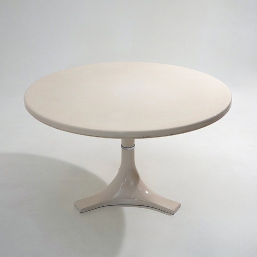 Table with central leg by Ignazio Gardella for Kartell, 1970s