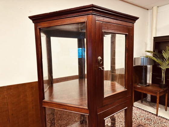 Antique hexagonal mahogany display cabinet with cut glass – Wood (photo 6 of 11)