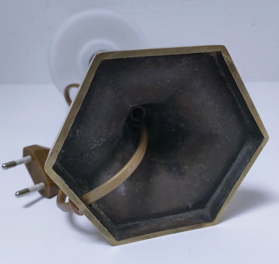 Image 1 of lampe laiton verre opalin années 60