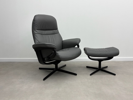 Stressless Sunrise Cross Poltrona + Poggiapiedi Grigio Come nuovo! – Poltrone relax, Pelle, Metallo (photo 5 of 15)