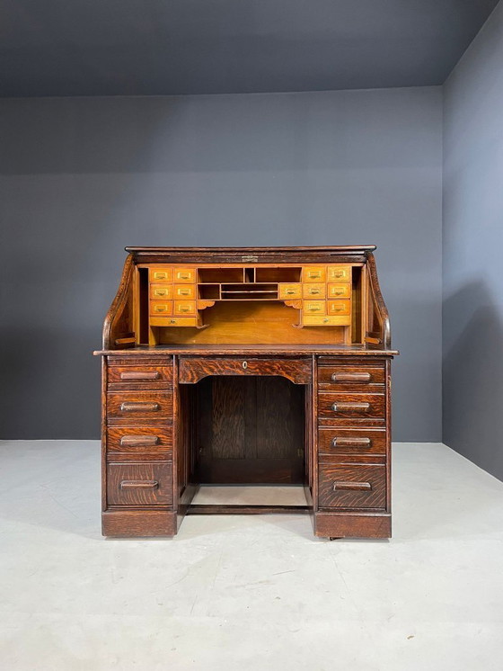 Image 1 of Escritorio americano Roll-Top, roble macizo, Checoslovaquia, años 30