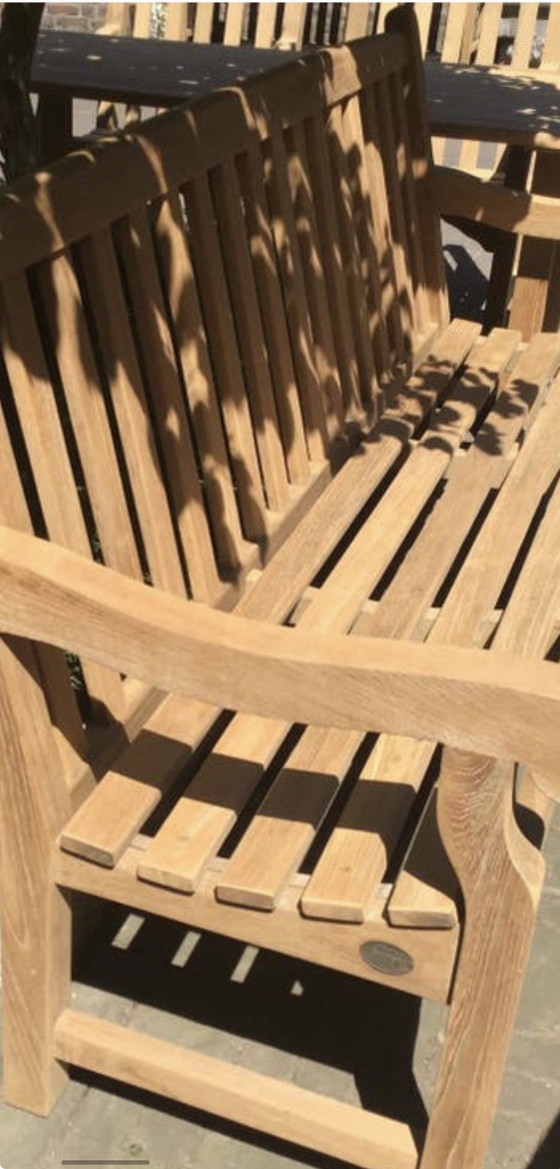 Wunderschöne, schwere Teak-Gartenbank, Modell Lancaster, 183 cm – Teak and Garden, Gartenbänke, Wood (photo 2 of 6)