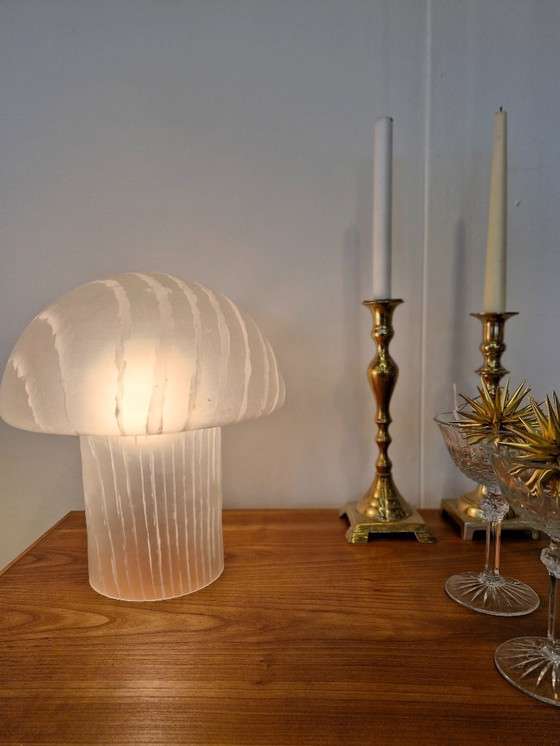 Image 1 of Vintage mushroom table lamp marbled glass