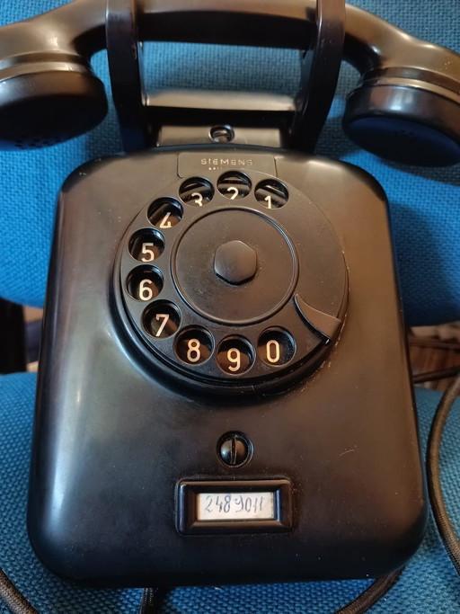 Teléfono Siemens Milano S36 de Baquelita Negra Año 1944