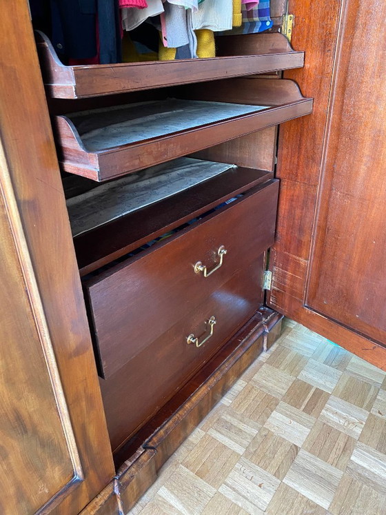 Victorian English Mahogany Wardrobe – Wood, Brass (photo 8 of 9)