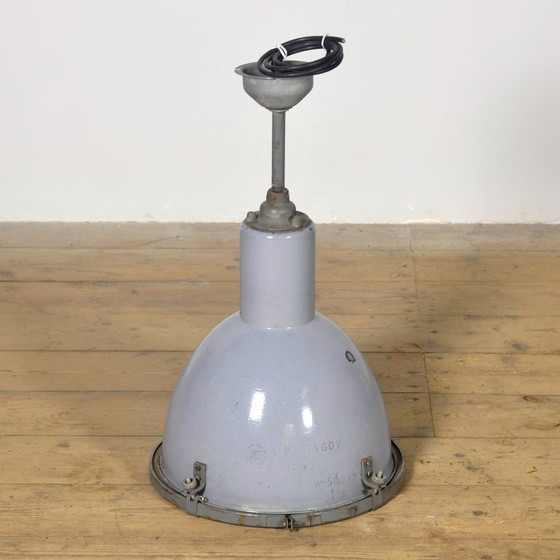 Image 1 of Industrielle Bauhaus-Pendelleuchte, 1950er Jahre