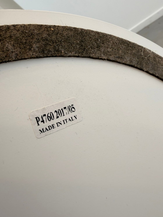 Image 1 of Perchero de metal blanco Calligaris