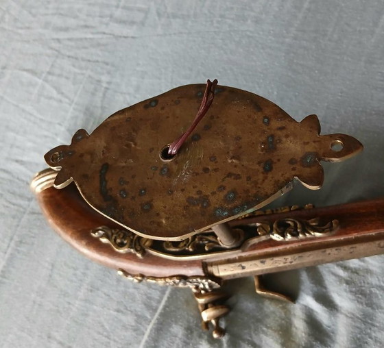 Coppia di Applique a forma di pistola in legno e ottone, Marrone, Classicisme (foto 7 di 12)