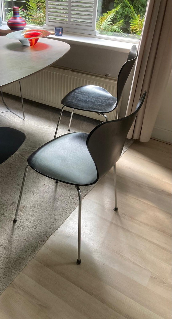 2x Originele Fritz Hansen Vlinderstoelen – Eetkamerstoelen, Chrome, Wood (photo 5 of 6)