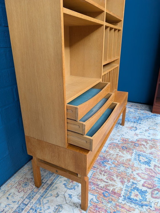 Image 1 of Libreria vintage in rovere / mobile porta dischi, Marian Grabinski per IKEA, anni '60