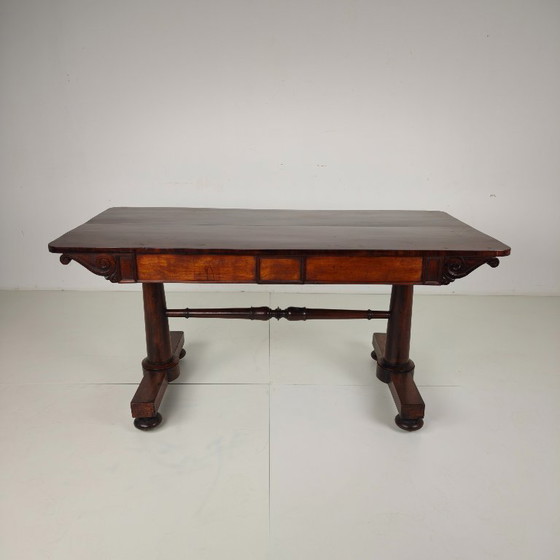 Image 1 of Engelse Regency-periode begin 19e eeuw / Schrijftafel in de bibliotheek van Willem IV