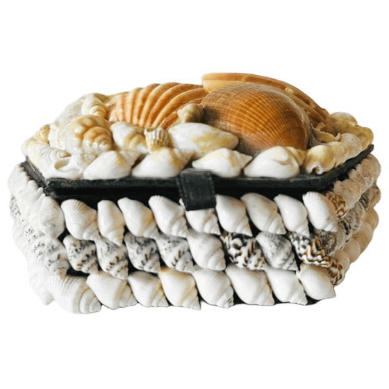 Vintage Hexagon Shell Jewelry Box 1950s – Decorative Objects, Other (photo 3 of 5)