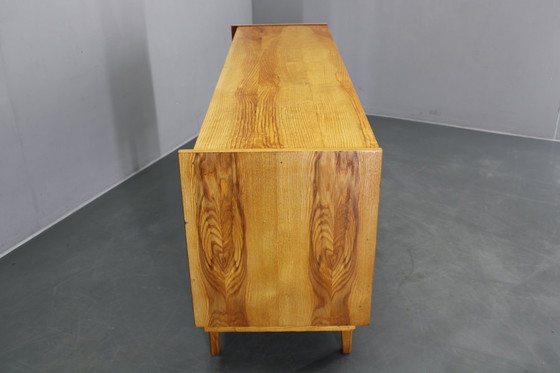 Image 1 of 1960s Czechoslovakian Maple Veneer Sideboard, High Gloss Finish