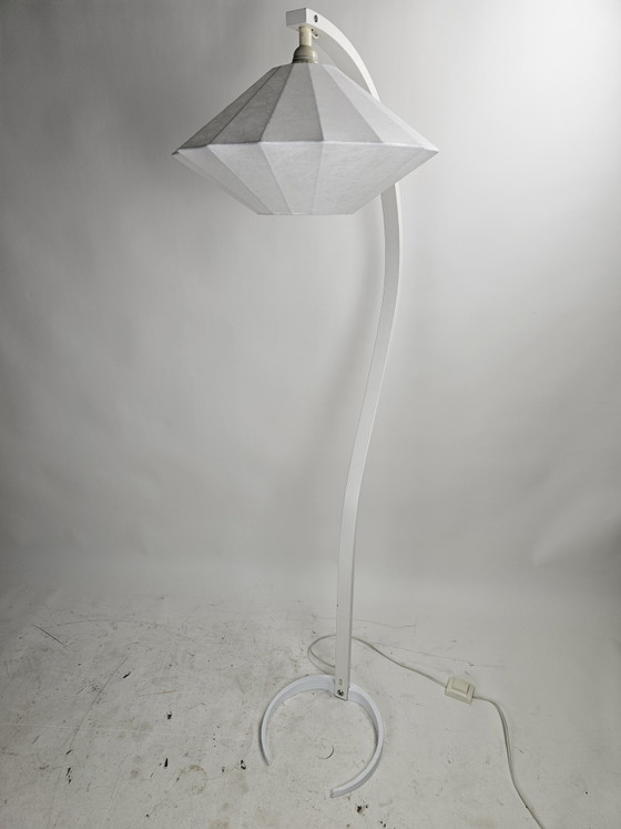 Image 1 of Lampadaire Caprani avec abat-jour cocon graphique, Danemark, années 1970